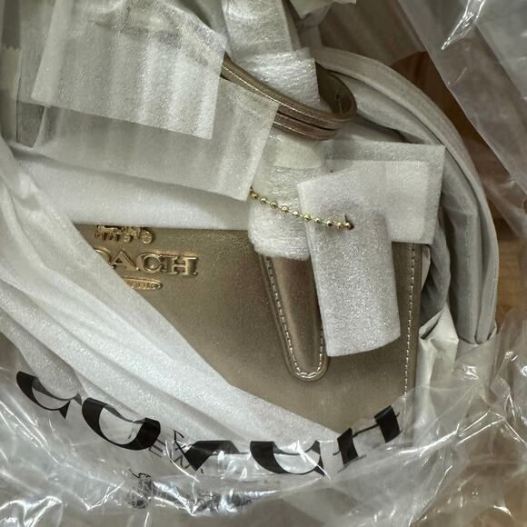 ❤️ COACH Andrea Carryall Bag Pearlized Smooth Leather Light Champagne - Picture 9 of 10